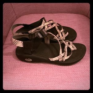 Z Chacos/Cloud 2 with Grey/White Straps WIDE 10